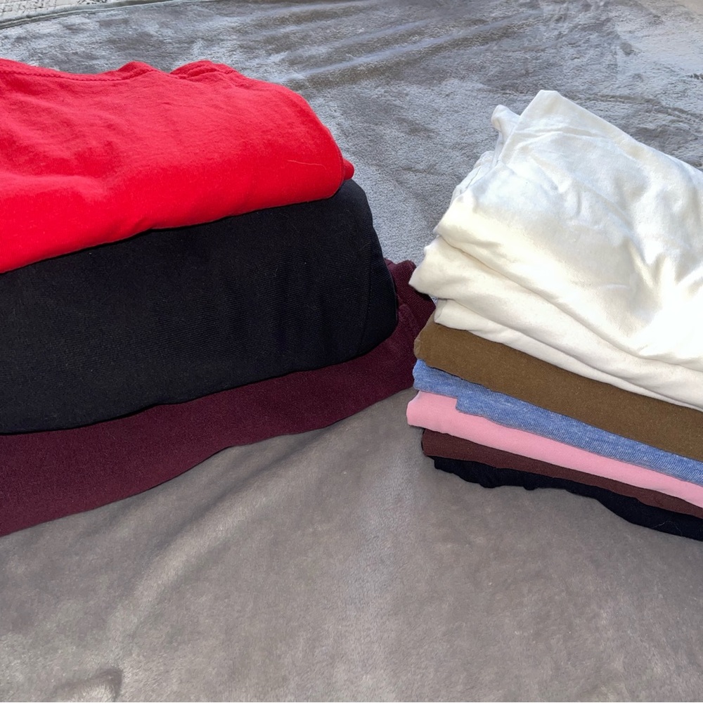 HUGE SALE‼️MEDIUM ZARA H&M GILDAN tshirt,top,shirt,hoodie,long sleeve